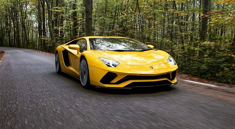 LAMBORGHINI AVENTADOR S COUPÉ